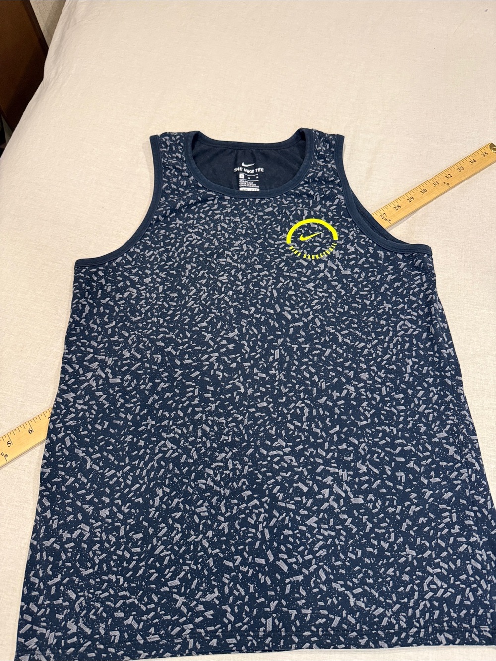 Nike Dri-FIT Basketball Tank Top Men’s Medium Black Athletic Sleeveless Shirt